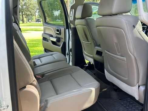 Used 2015 Chevrolet Silverado 2500 LTZ w/ Duramax Plus Package AWD/4WD image 10