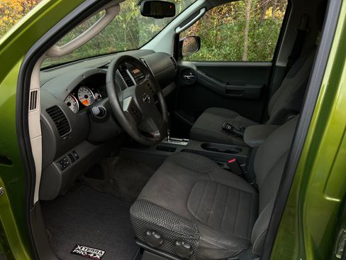 Used 2012 Nissan Xterra PRO-4X image 11