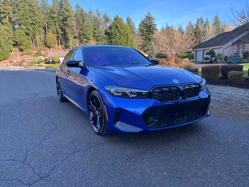 Used 2023 BMW M340i xDrive image 2