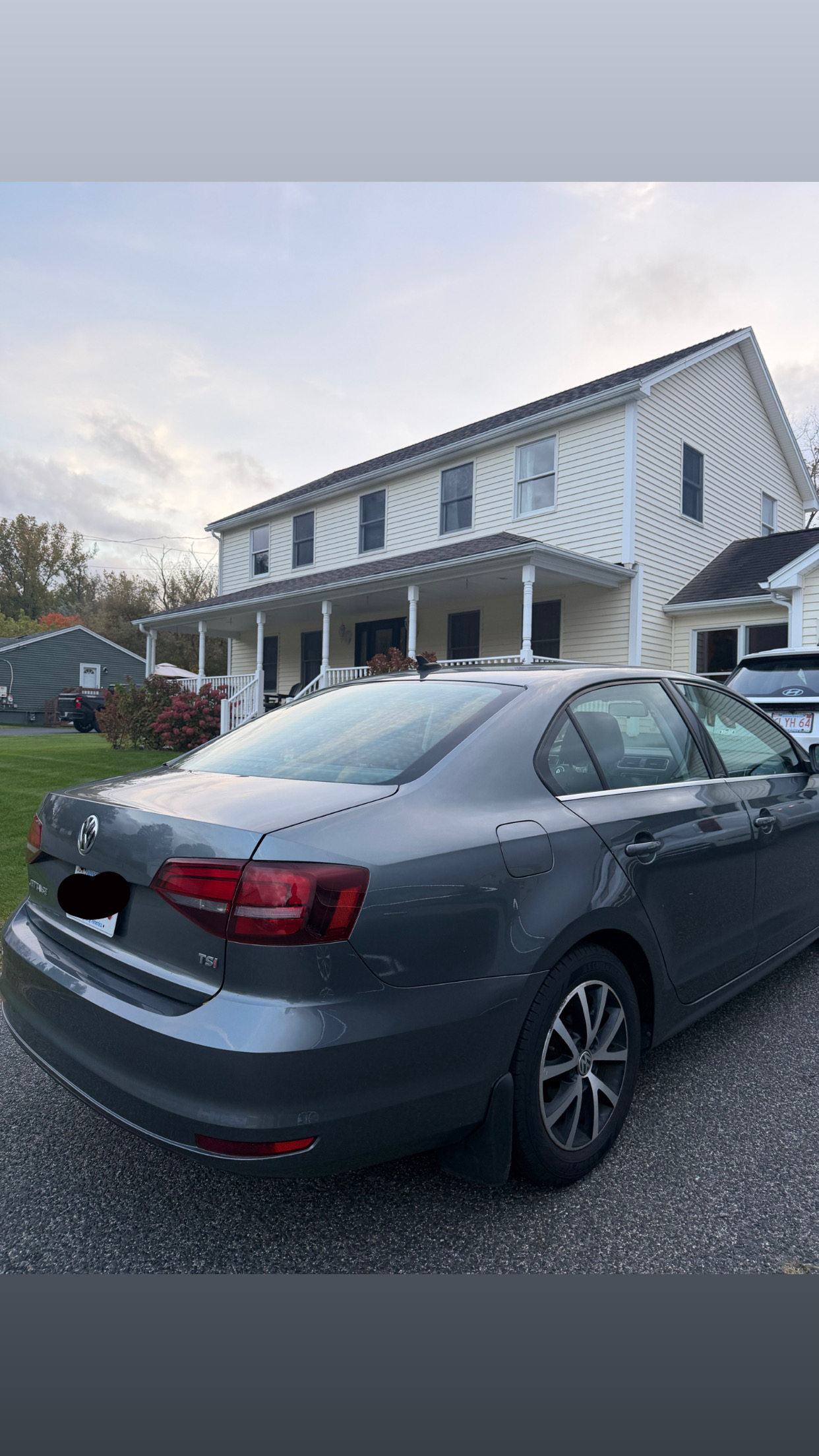 Used 2017 Volkswagen Jetta SE FWD image 6