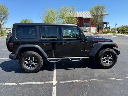 Used 2020 Jeep Wrangler Unlimited Rubicon w/ Dual Top Group AWD/4WD image 15