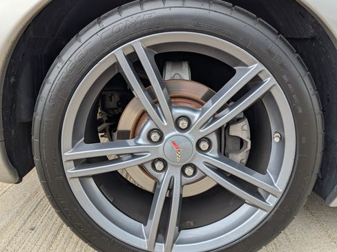 Used 2008 Chevrolet Corvette Coupe w/ Preferred Equipment Group image 23