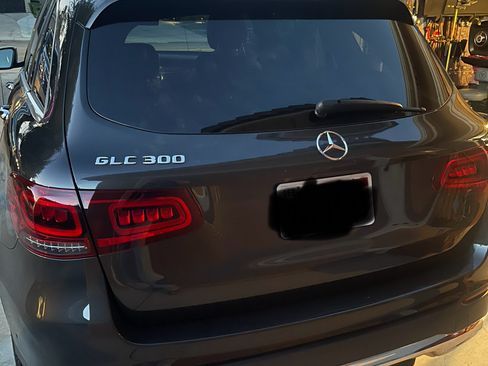 Used 2022 Mercedes-Benz GLC 300 image 24