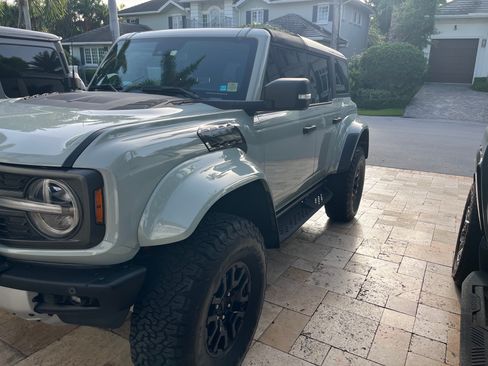 Used 2024 Ford Bronco Raptor w/ Interior Carbon Fiber Pack 6 AWD/4WD image 2