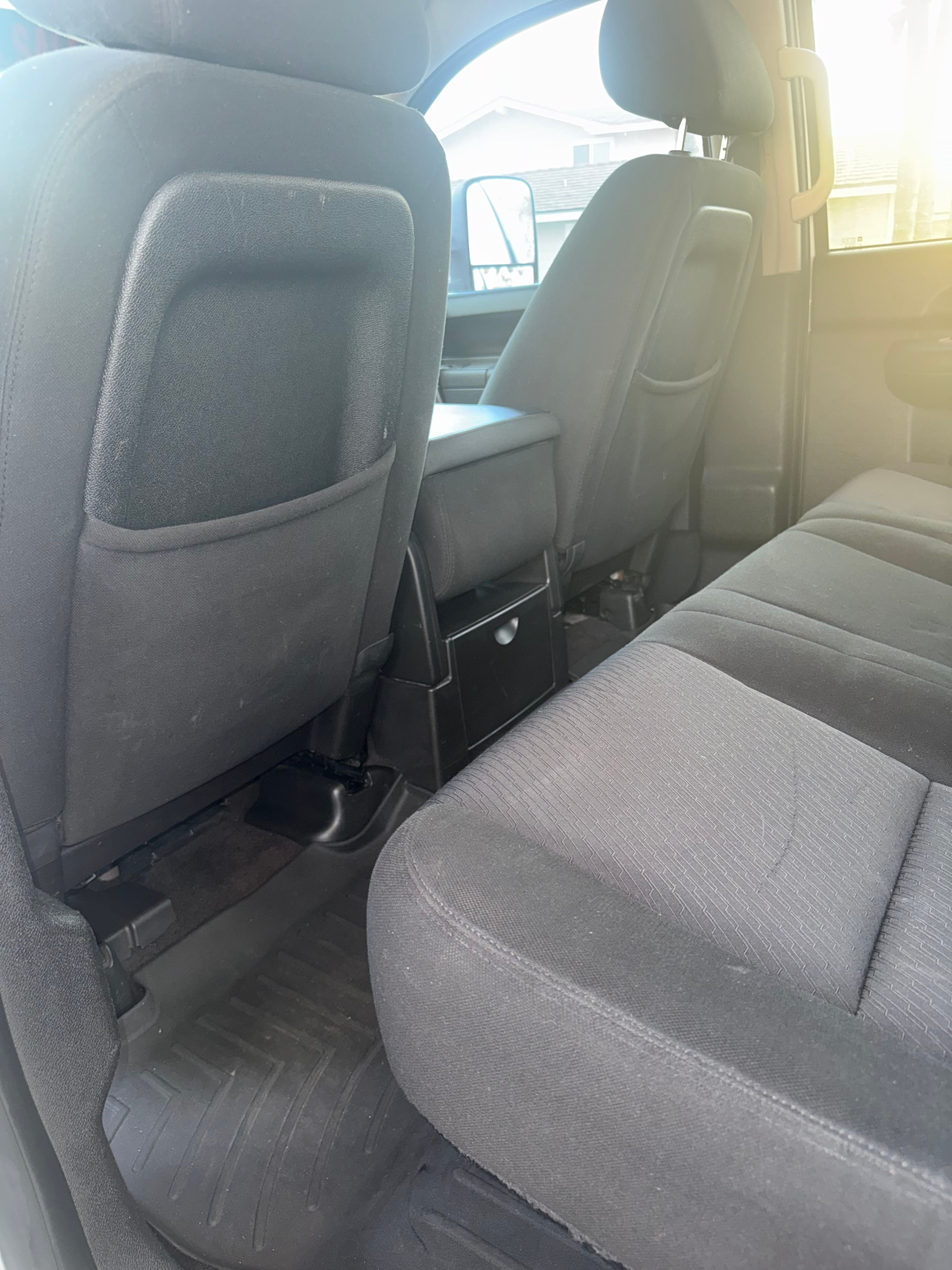 Used 2011 GMC Sierra 2500 SLE w/ SLE Preferred Package AWD/4WD image 15