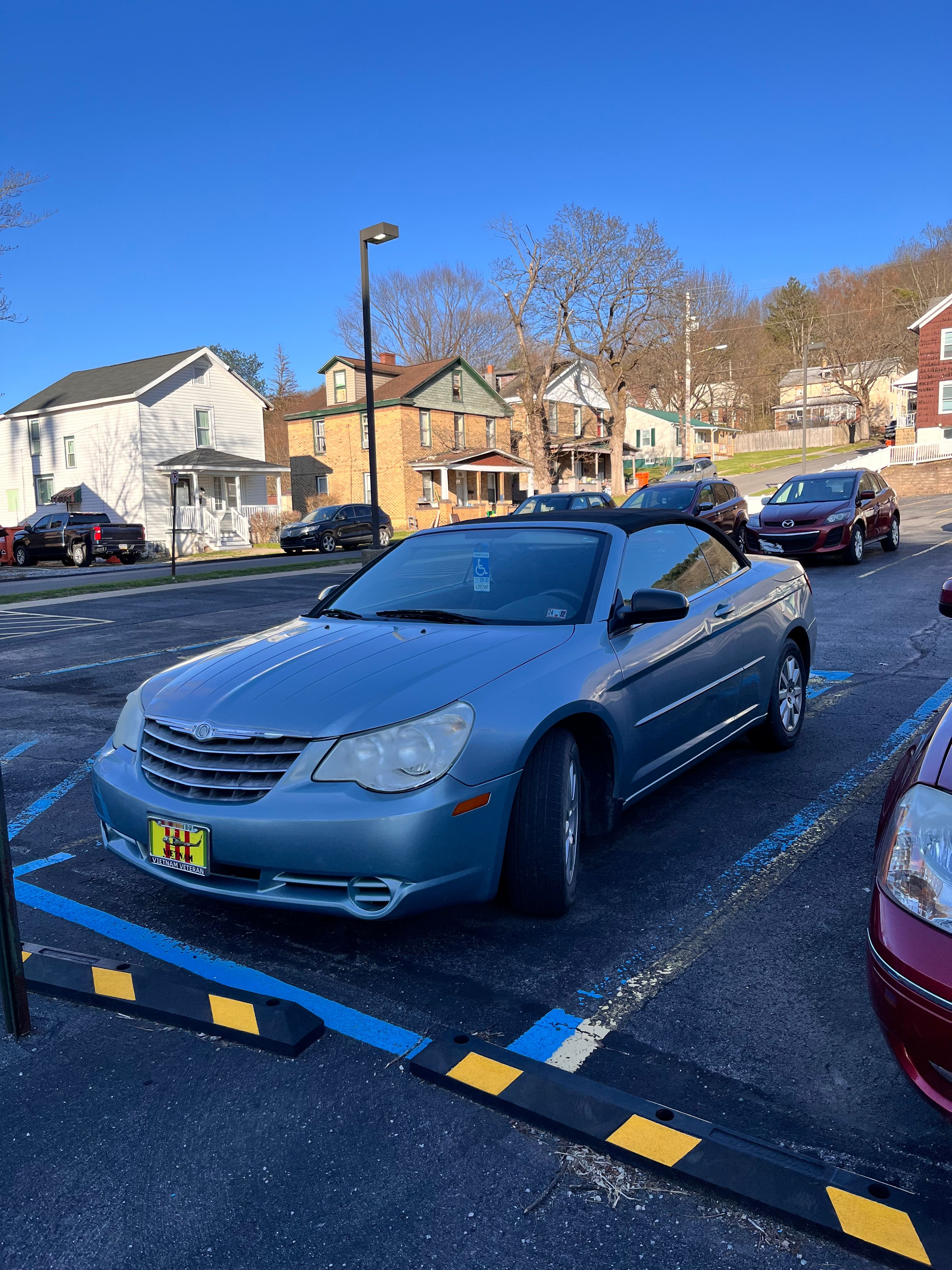 Used 2009 Chrysler Sebring LX w/ Convenience Group FWD image 12