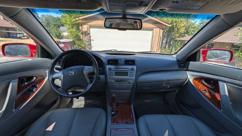 Used 2009 Toyota Camry XLE FWD image 11