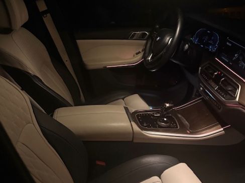 Used 2022 BMW X5 xDrive45e w/ Executive Package image 6