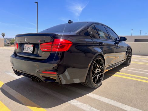 Used 2018 BMW M3 Sedan image 2