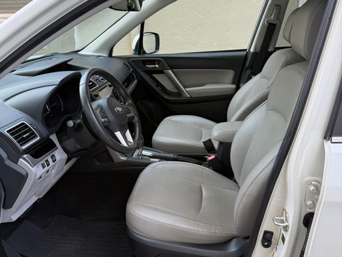 Used 2017 Subaru Forester 2.5i Limited w/ Popular Package #2 image 8