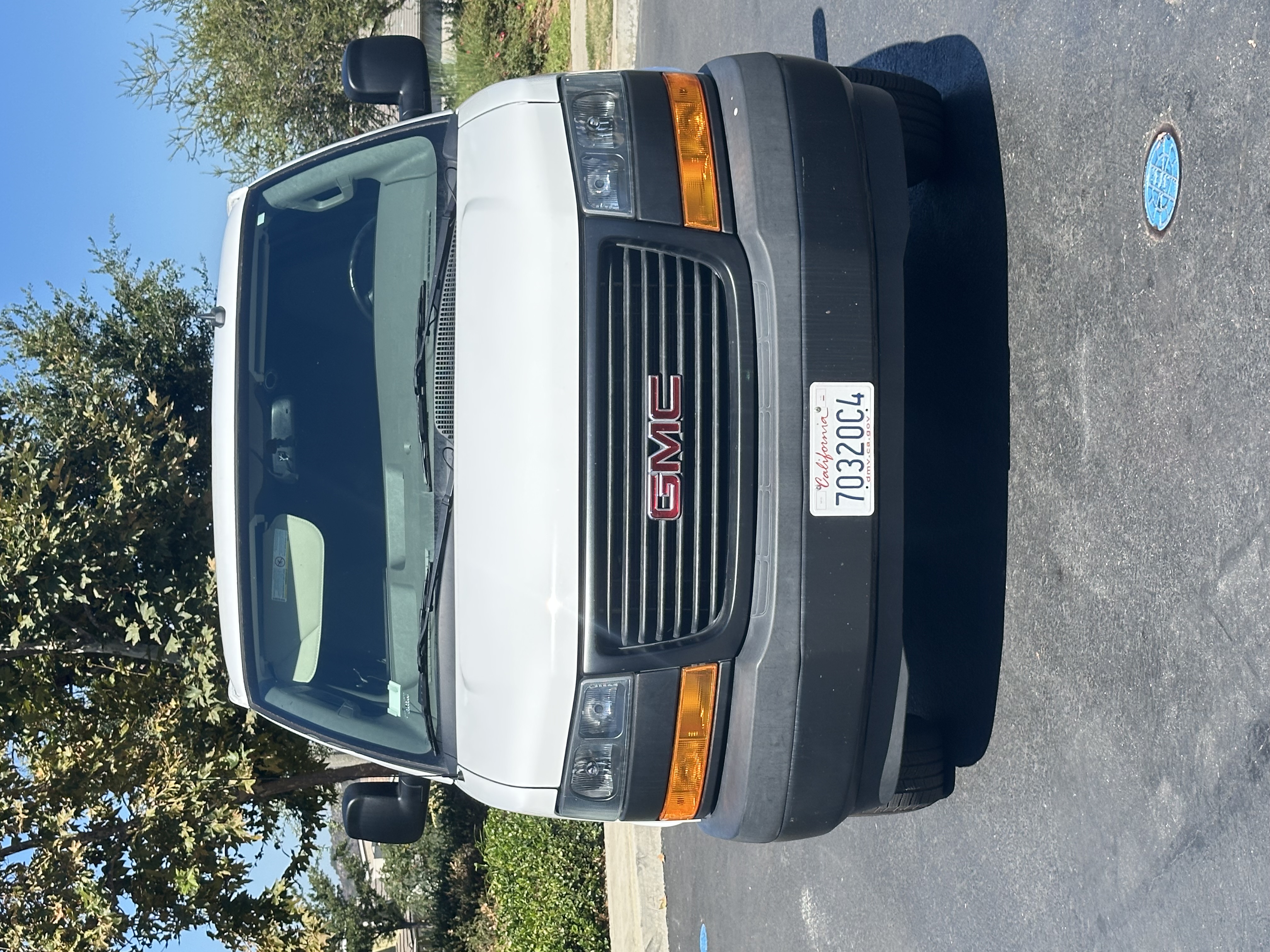 Used 2023 GMC Savana 2500 Extended w/ Driver Convenience Package RWD image 4
