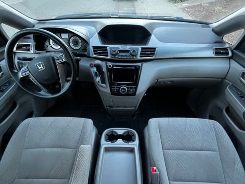 Used 2016 Honda Odyssey EX image 11