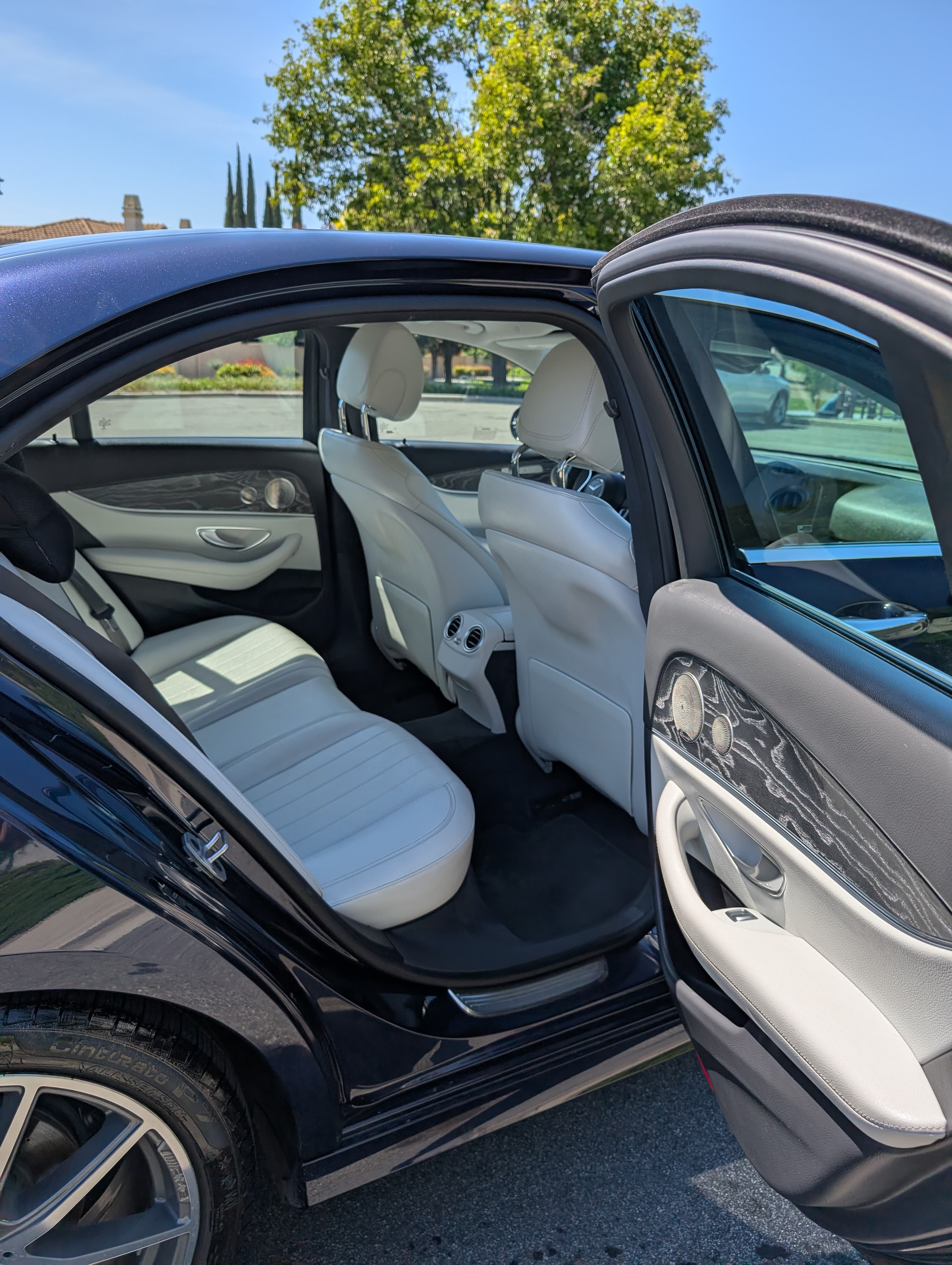 Used 2022 Mercedes-Benz E 350 Sedan image 6