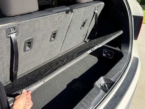 Used 2017 Honda Pilot Elite image 24