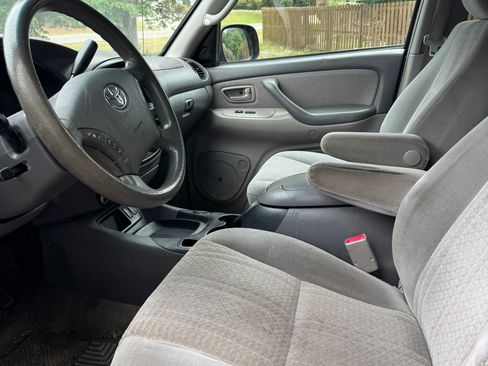 Used 2005 Toyota Tundra SR5 AWD/4WD image 6