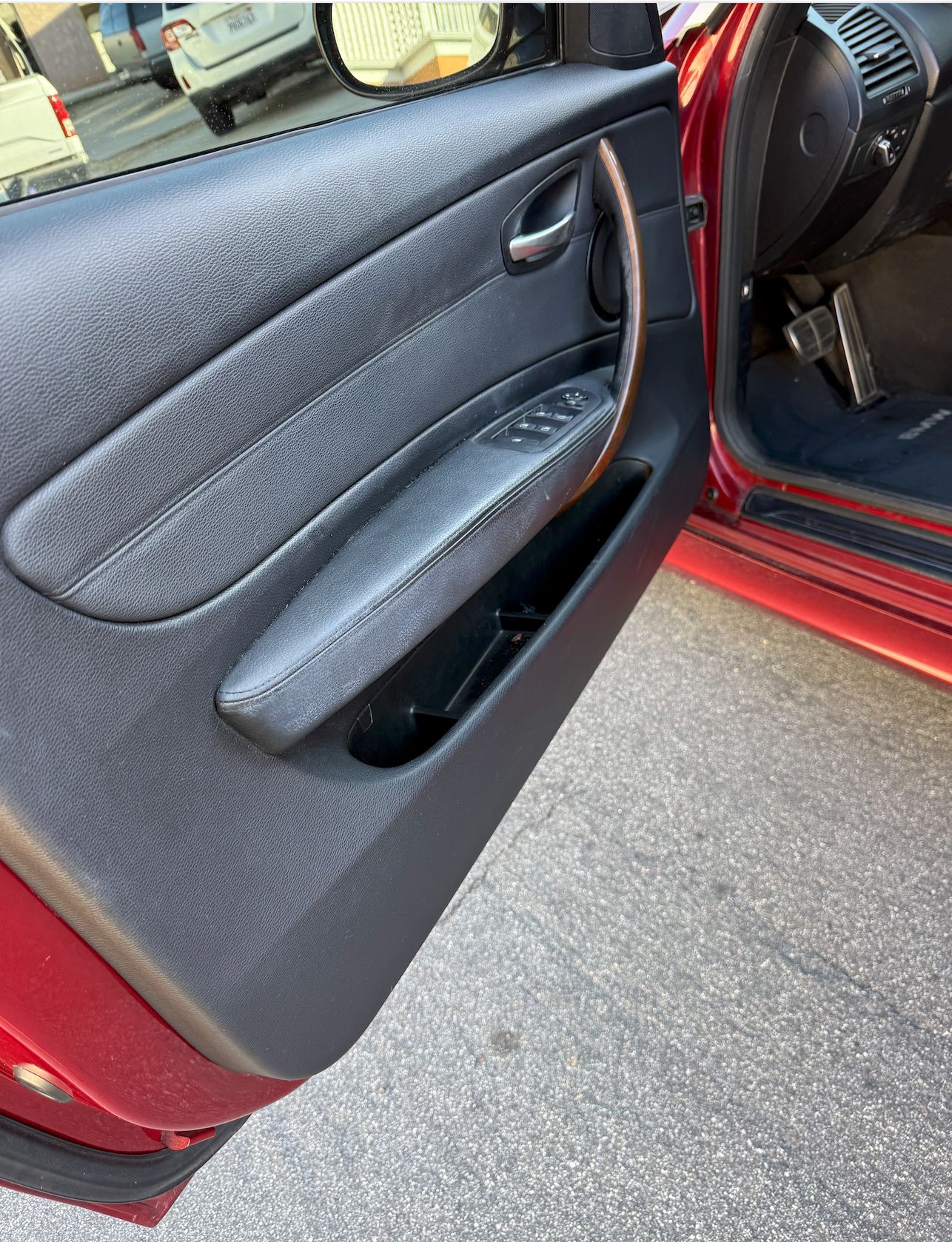 Used 2012 BMW 128i Convertible RWD image 12