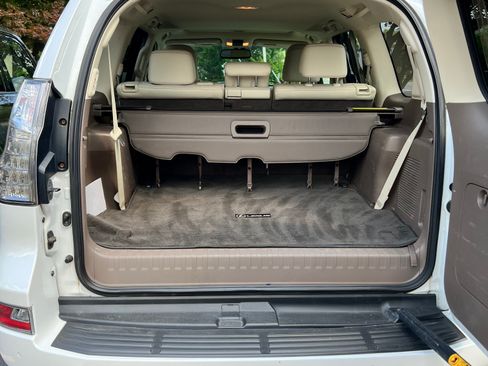 Used 2014 Lexus GX 460 Luxury image 5