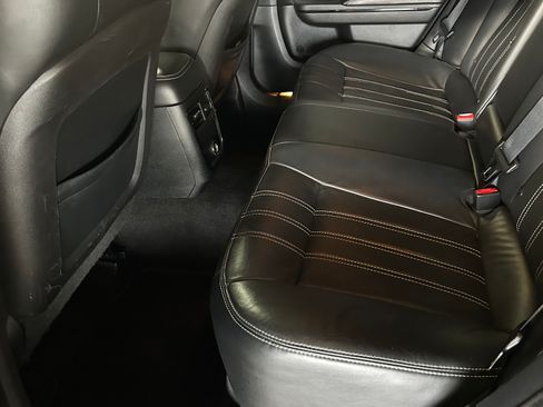 Used 2014 Chrysler 300 S image 14