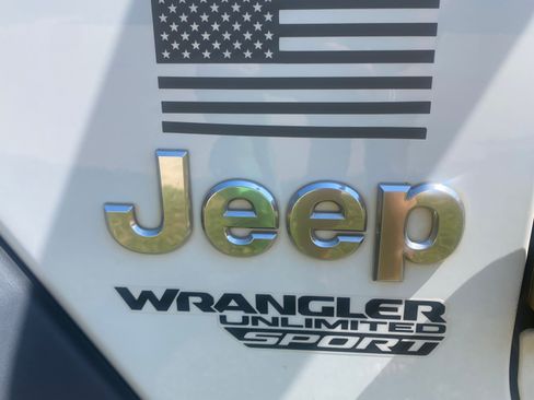Used 2020 Jeep Wrangler Unlimited Sport S AWD/4WD image 6