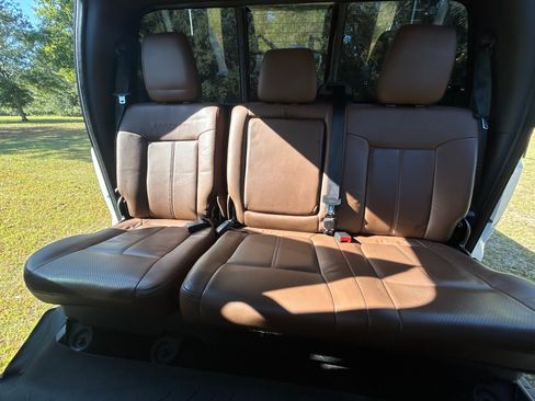 Used 2015 Ford F250 Platinum image 13