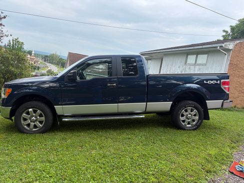 Used 2013 Ford F150 XLT w/ Luxury Equipment Group AWD/4WD image 1