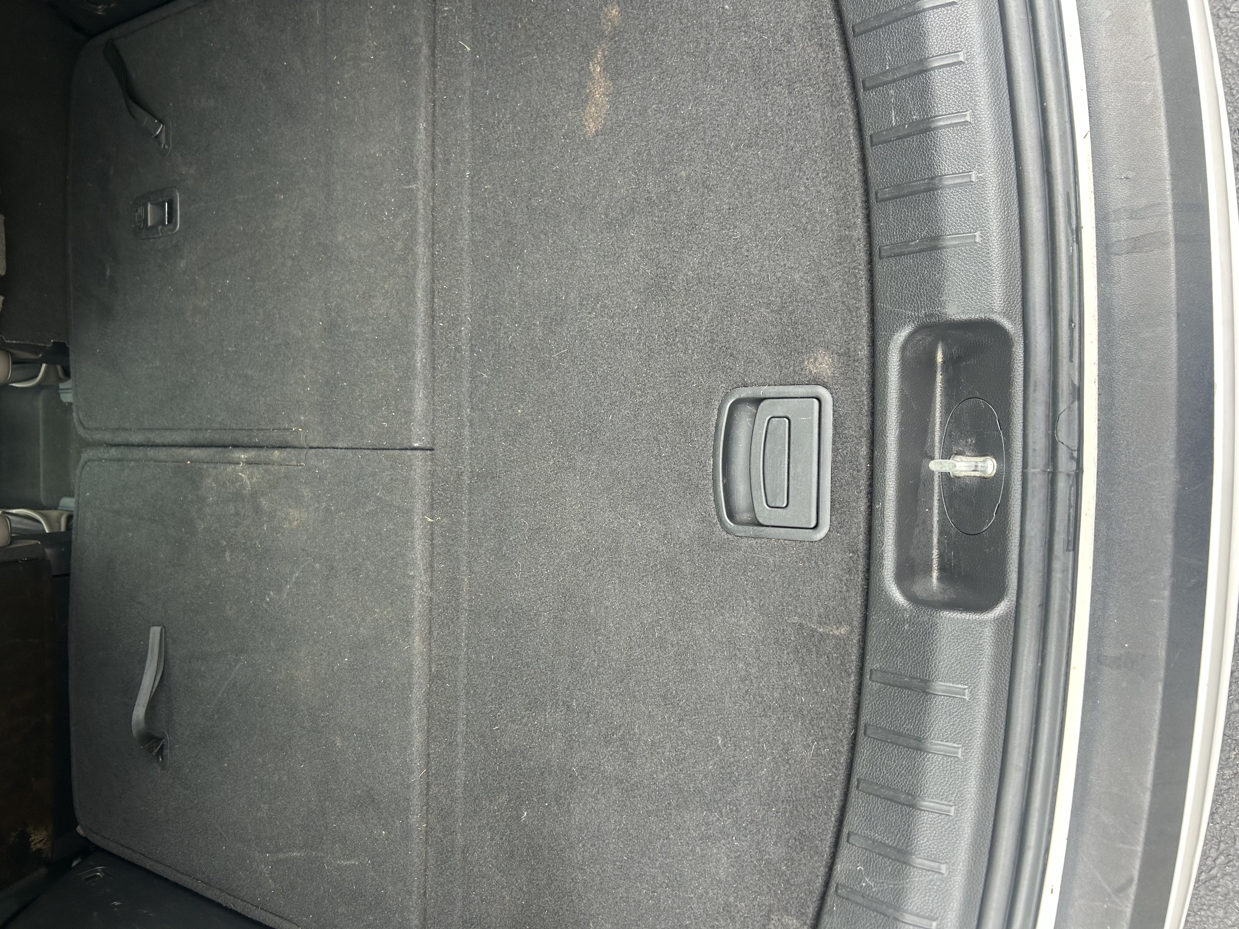 Used 2017 Hyundai Santa Fe Limited FWD image 13