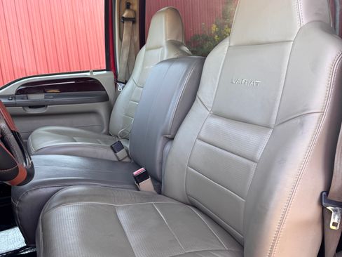 Used 2003 Ford Excursion Eddie Bauer image 16