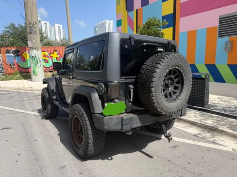 Used 2012 Jeep Wrangler Sport AWD/4WD image 10