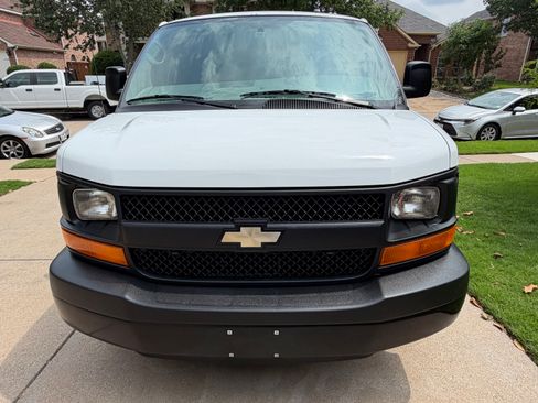 Used 2014 Chevrolet Express 3500 LS RWD image 10