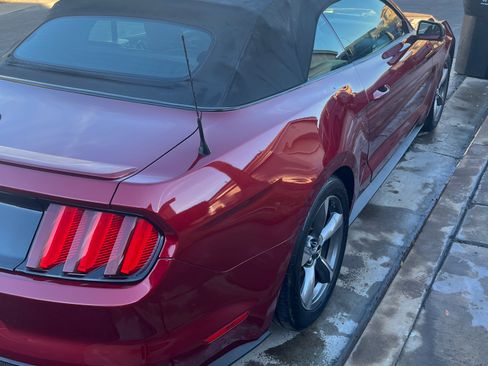 Used 2015 Ford Mustang Premium RWD image 4