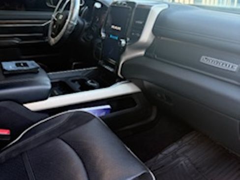 Used 2020 RAM 3500 Laramie image 19