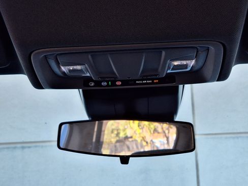 Used 2024 GMC Sierra 1500 Elevation image 16