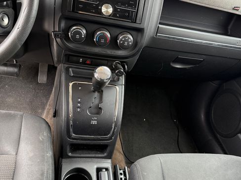 Used 2014 Jeep Patriot Sport w/ Power Value Group image 8