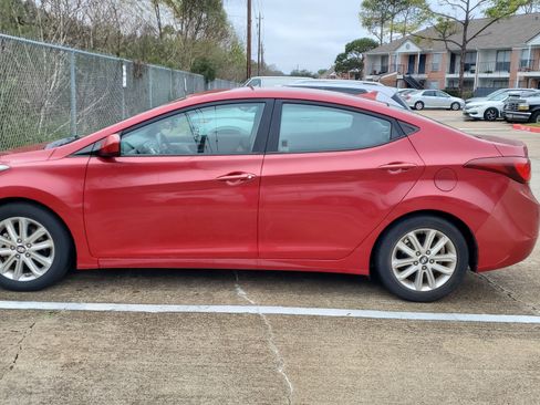 Used 2015 Hyundai Elantra SE w/ Option Group 02 image 4