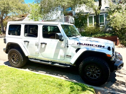 Used 2021 Jeep Wrangler Unlimited Rubicon AWD/4WD image 2