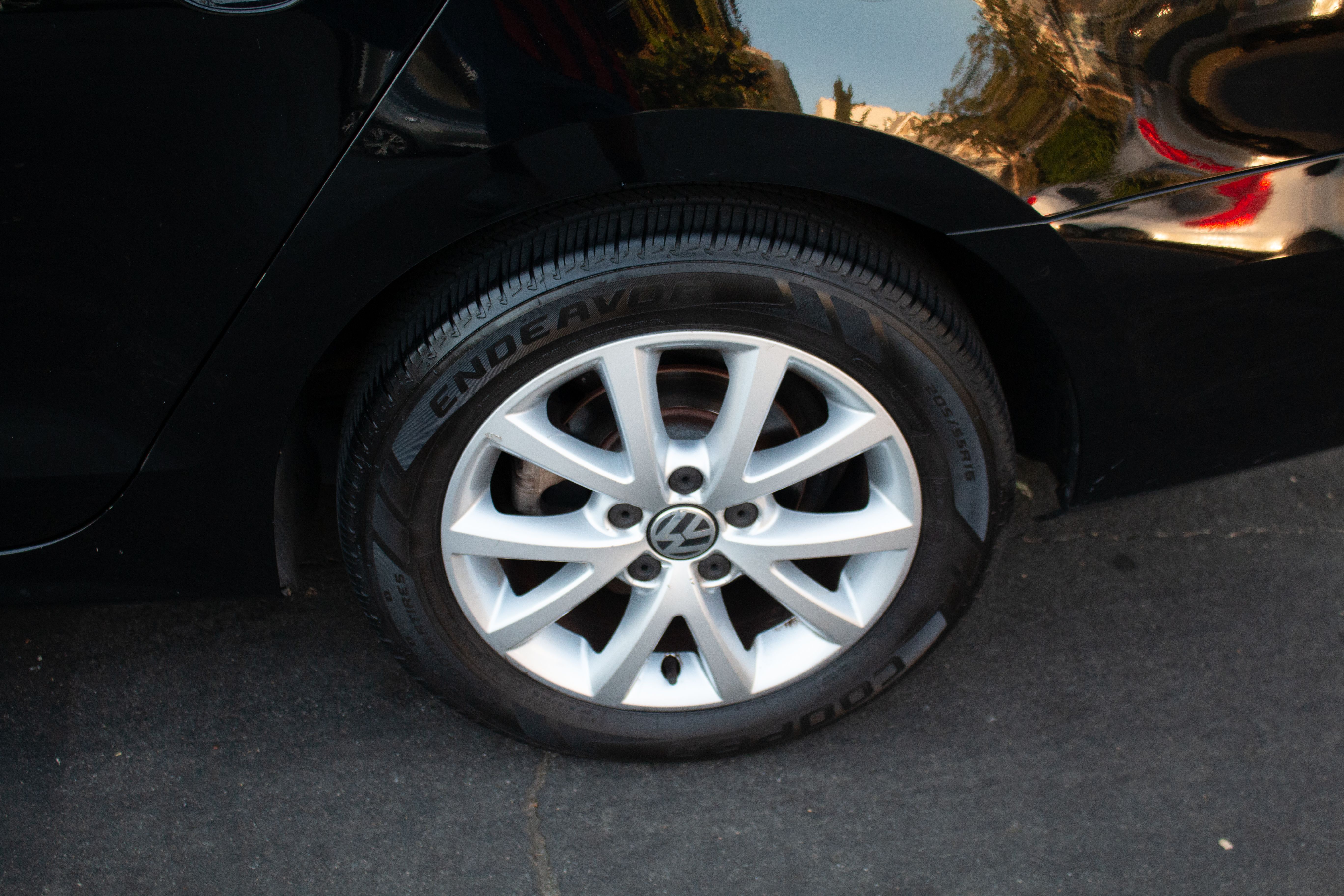 Used 2015 Volkswagen Jetta SE FWD image 30