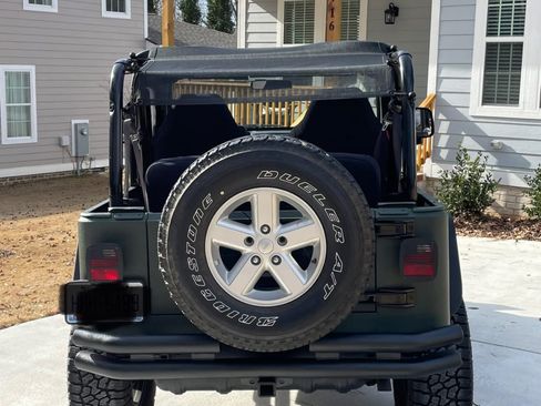 Used 2003 Jeep Wrangler SE AWD/4WD image 6