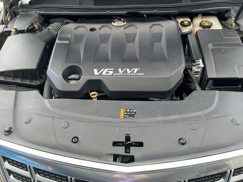 Used 2013 Cadillac XTS Luxury AWD/4WD image 11