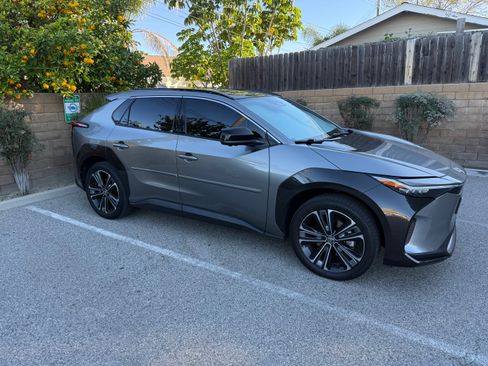 Used 2023 Toyota bZ4X FWD w/ Weather Package image 1