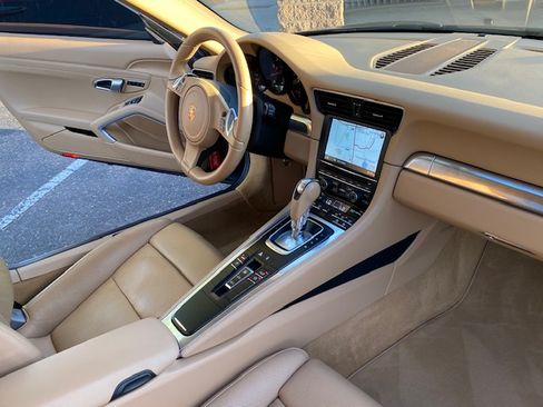 Used 2014 Porsche 911 Carrera image 5