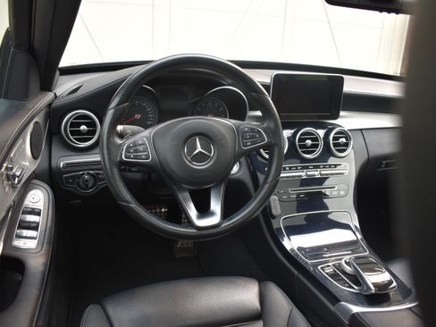 Used 2016 Mercedes-Benz C 300 4MATIC Sedan image 20