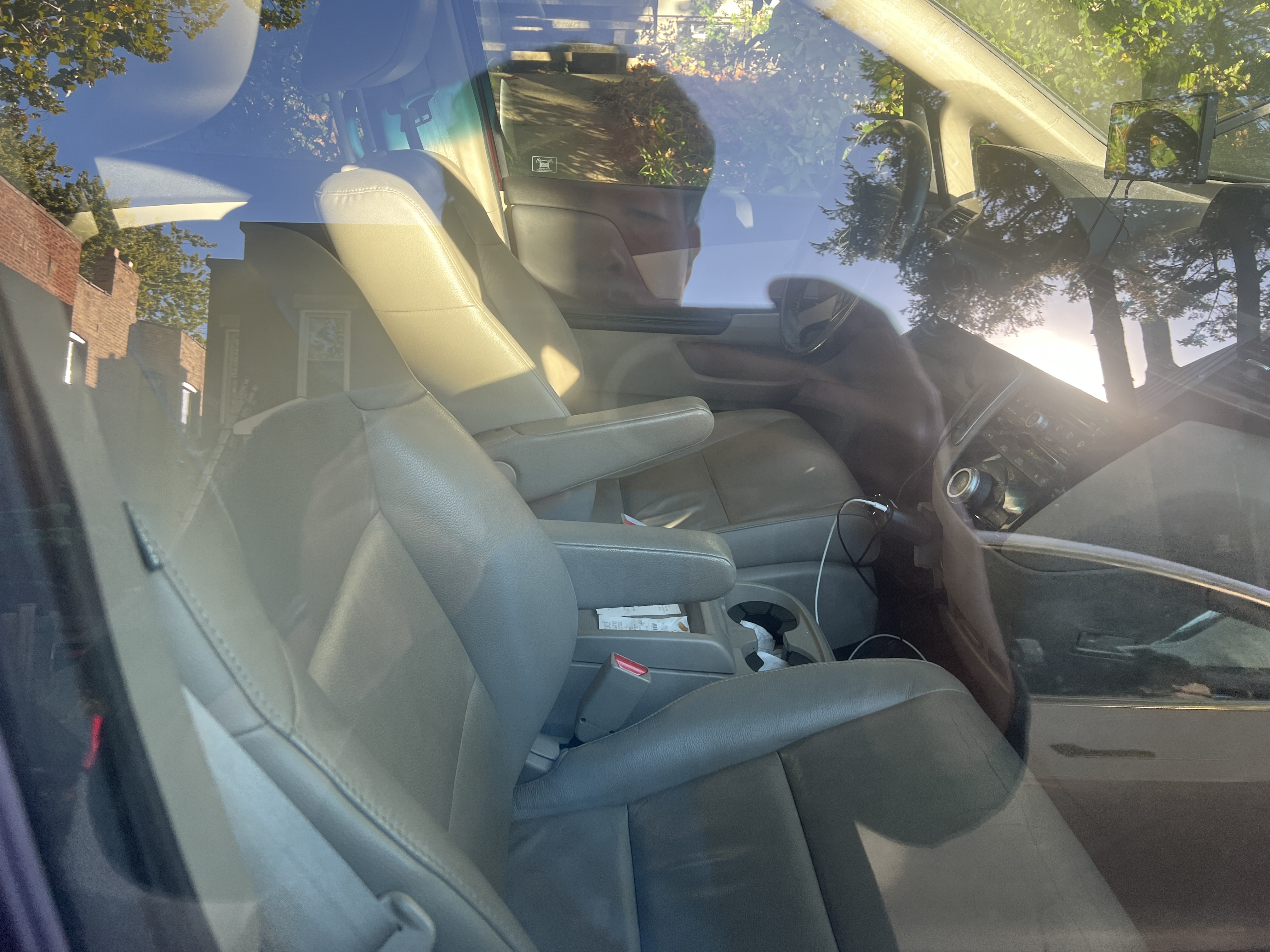Used 2012 Honda Odyssey EX-L image 4