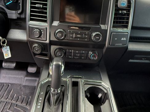 Used 2019 Ford F150 XLT w/ Equipment Group 302A Luxury AWD/4WD image 10