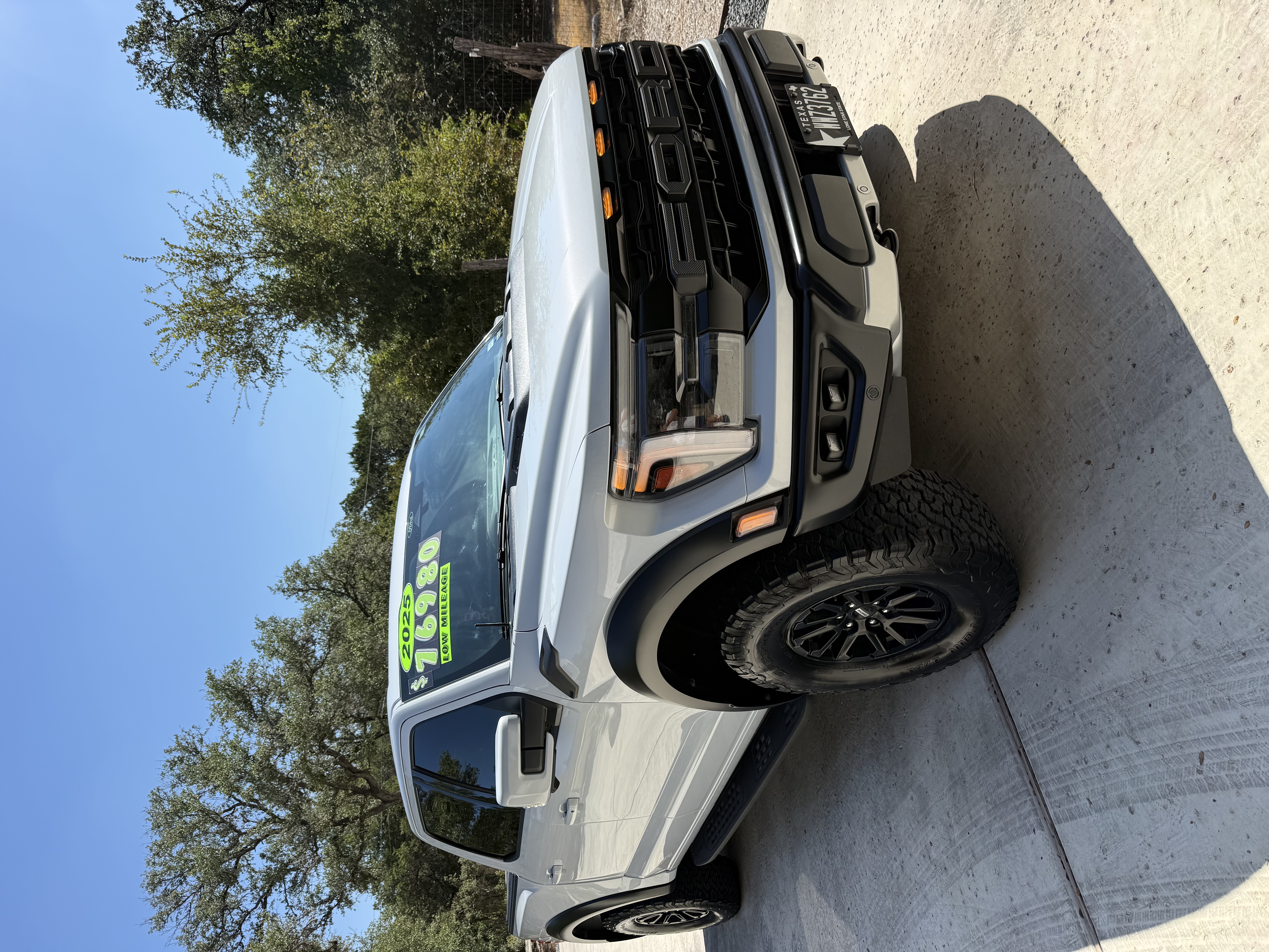 Used 2025 Ford F150 Raptor AWD/4WD image 4