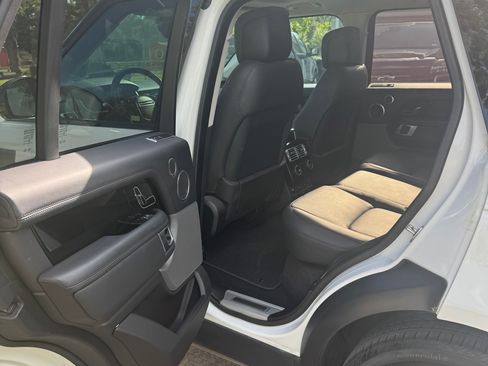 Used 2018 Land Rover Range Rover HSE AWD/4WD image 6