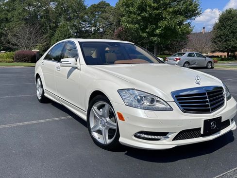Used 2010 Mercedes-Benz S 550 image 5