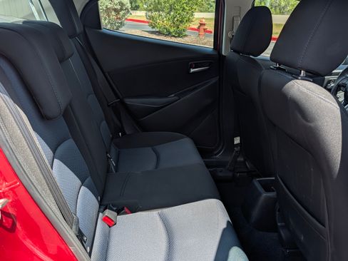 Used 2018 Toyota Yaris iA FWD image 11