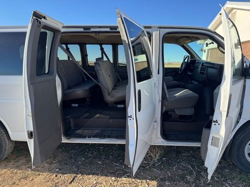 Used 2013 Chevrolet Express 3500 LT w/ LT Preferred Equipment Group RWD image 14