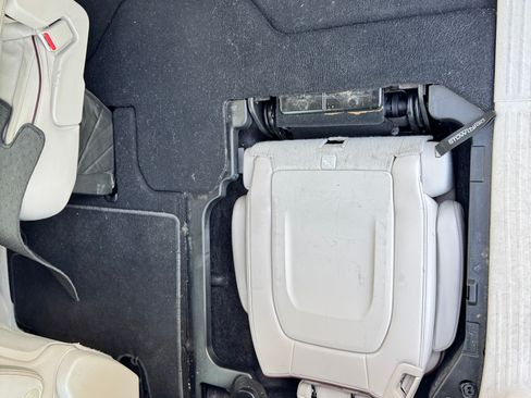 Used 2020 Chrysler Pacifica Limited image 20