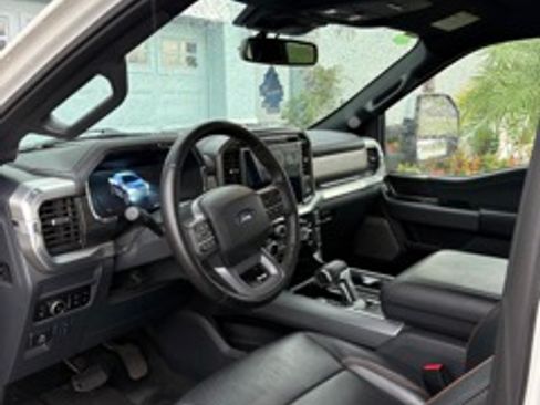 Used 2025 Ford F150 Lariat w/ Equipment Group 501A Mid AWD/4WD image 10